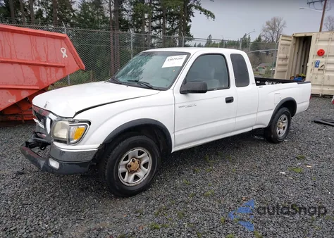 2001 Toyota Tacoma z USA, uszkodzony, nr VIN 5TEVL52NX1Z722127